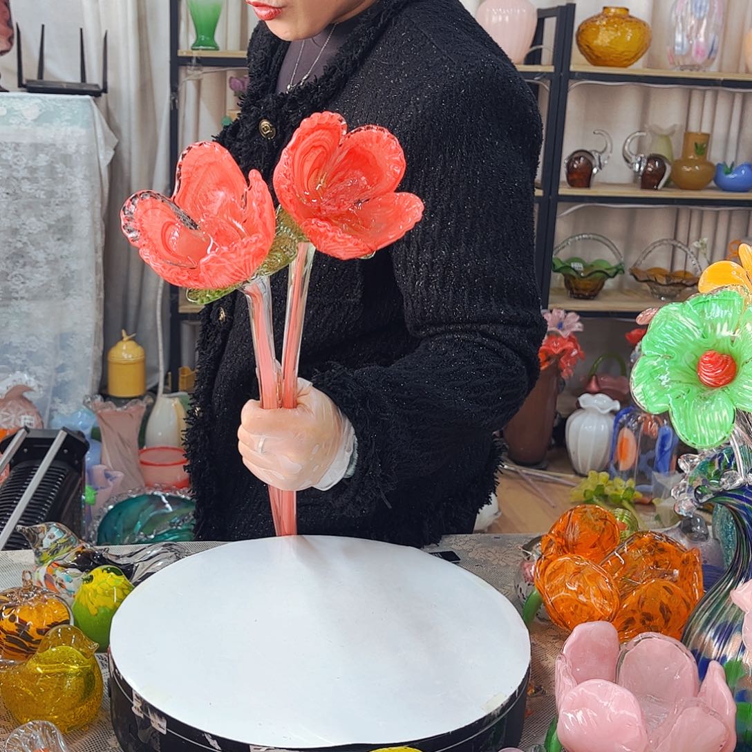 2朵樱花家悦琉璃工艺品