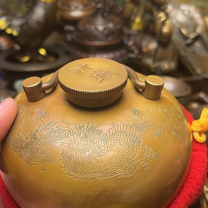 精美铜器批发档口