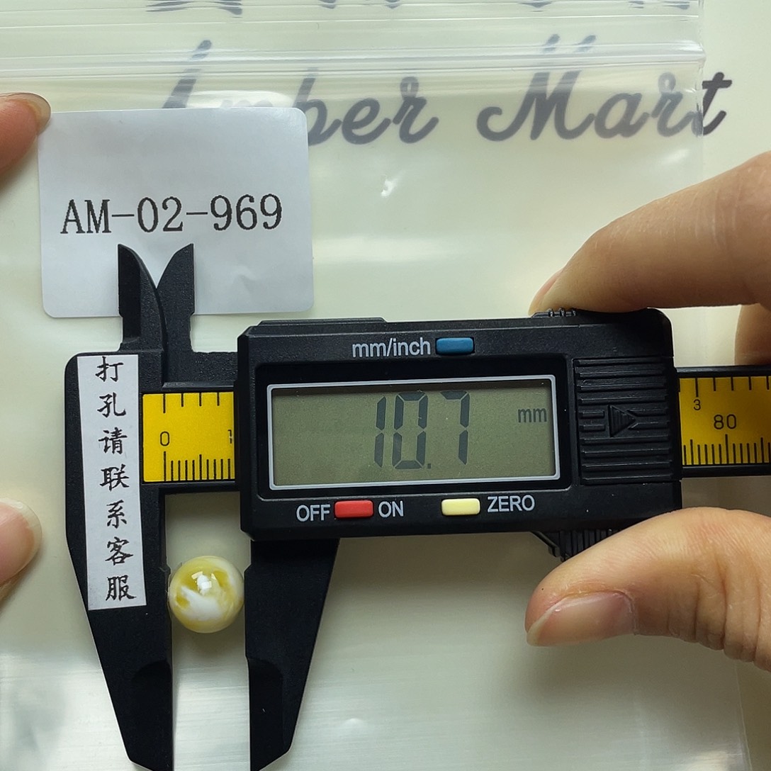 武***林定制琥珀未镶嵌定制打孔后不退换