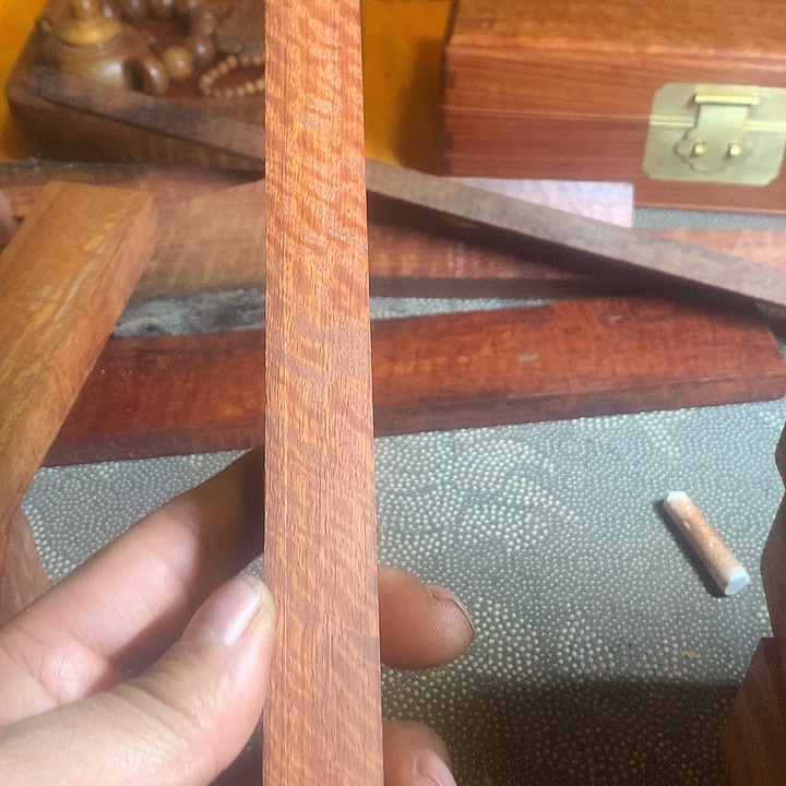 大果紫檀（缅甸花梨）尺寸2.2-2.2-23厘米