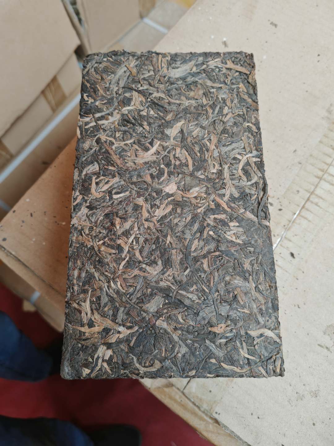 1公斤生茶（1000克）
