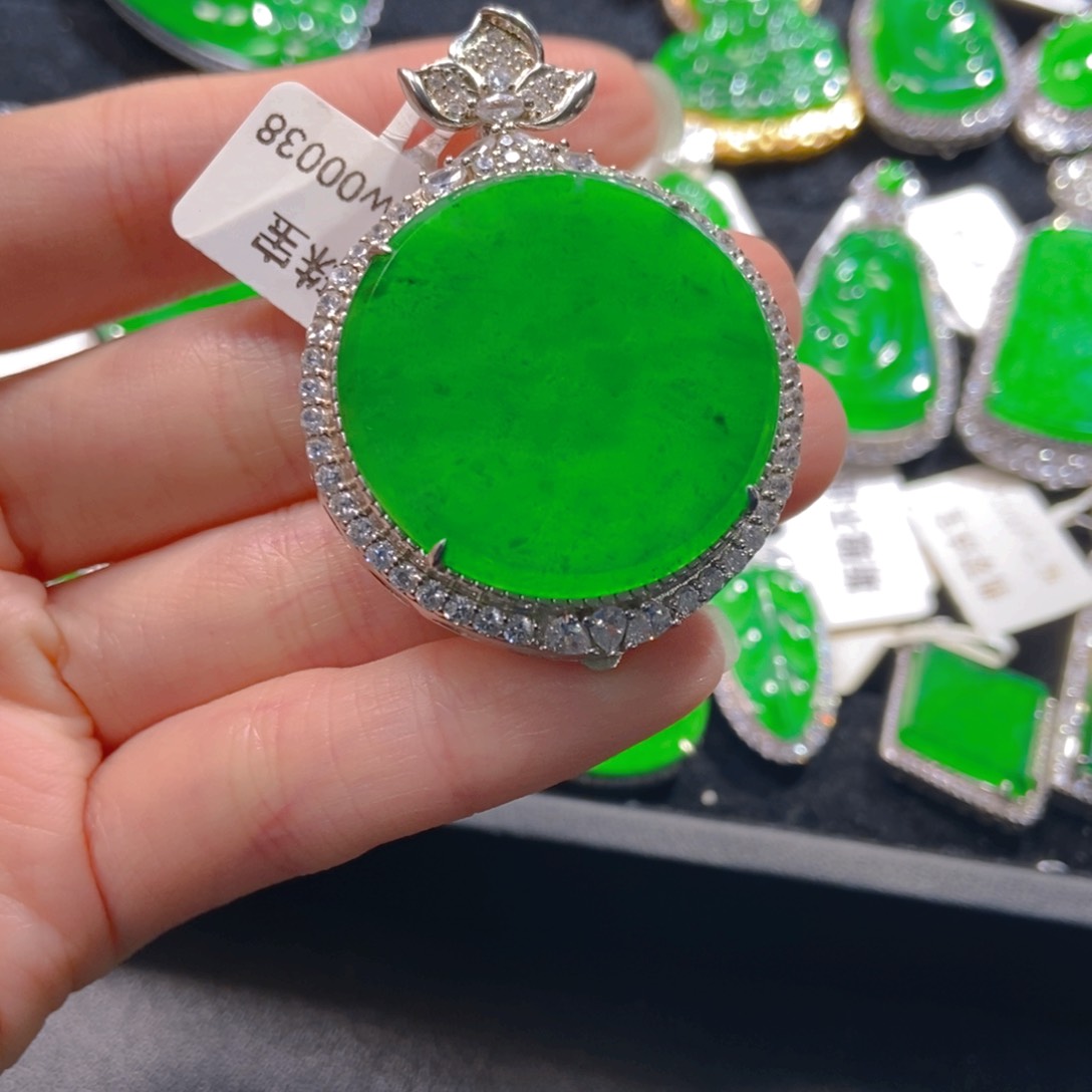 翡翠吊坠(不含链)银S925镶嵌