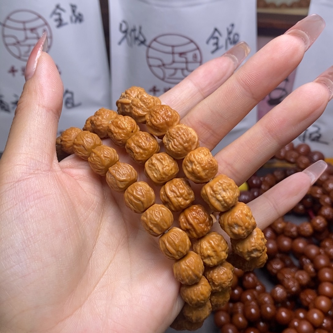 猴头核桃手串蛤蟆头