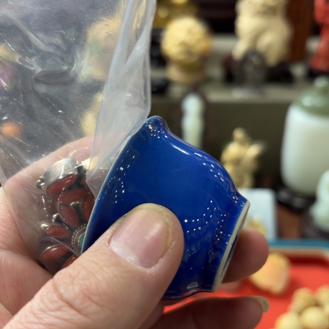 z***o瓷片雕刻精美别致