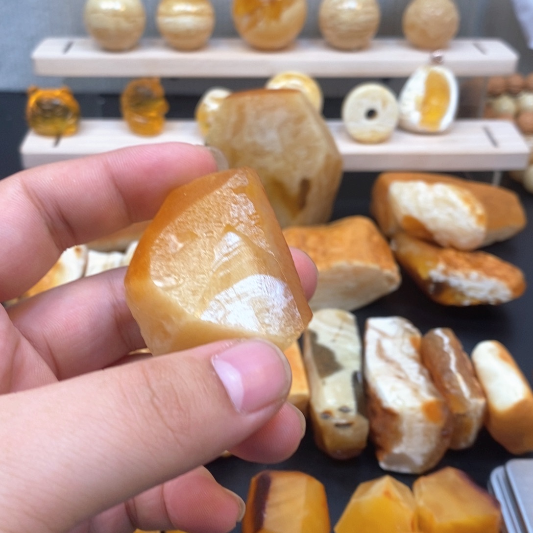 定制琥珀未镶嵌无*天然蜜蜡原石加工不退不换