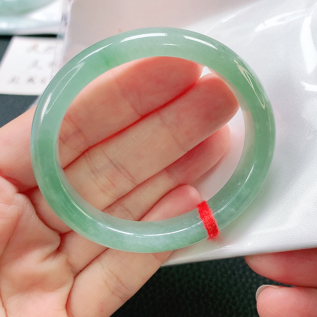 未镶嵌手镯翡翠53贵妃