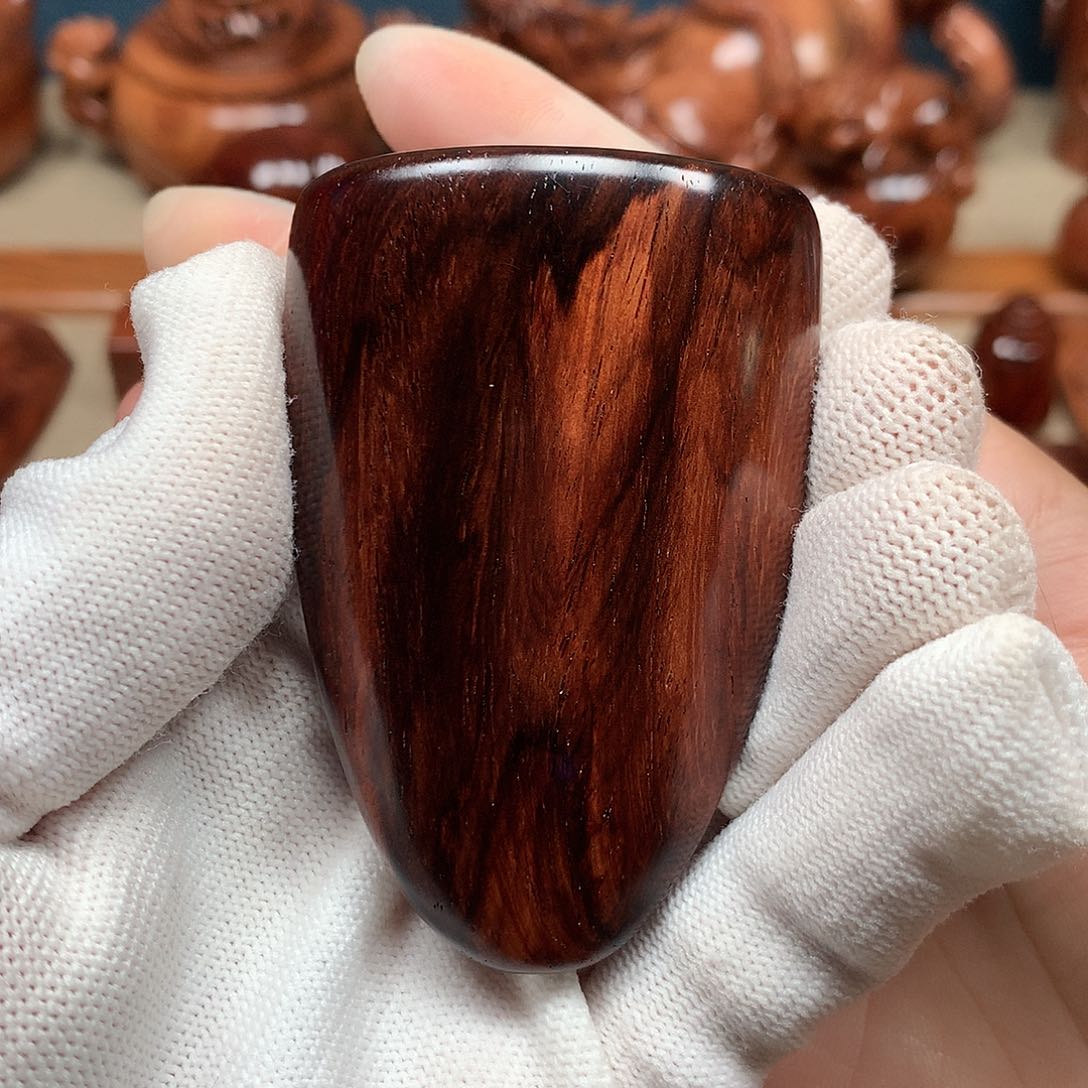 黄花梨/降香黄檀把件