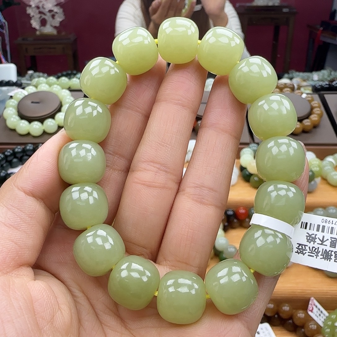 和田玉未镶嵌手链