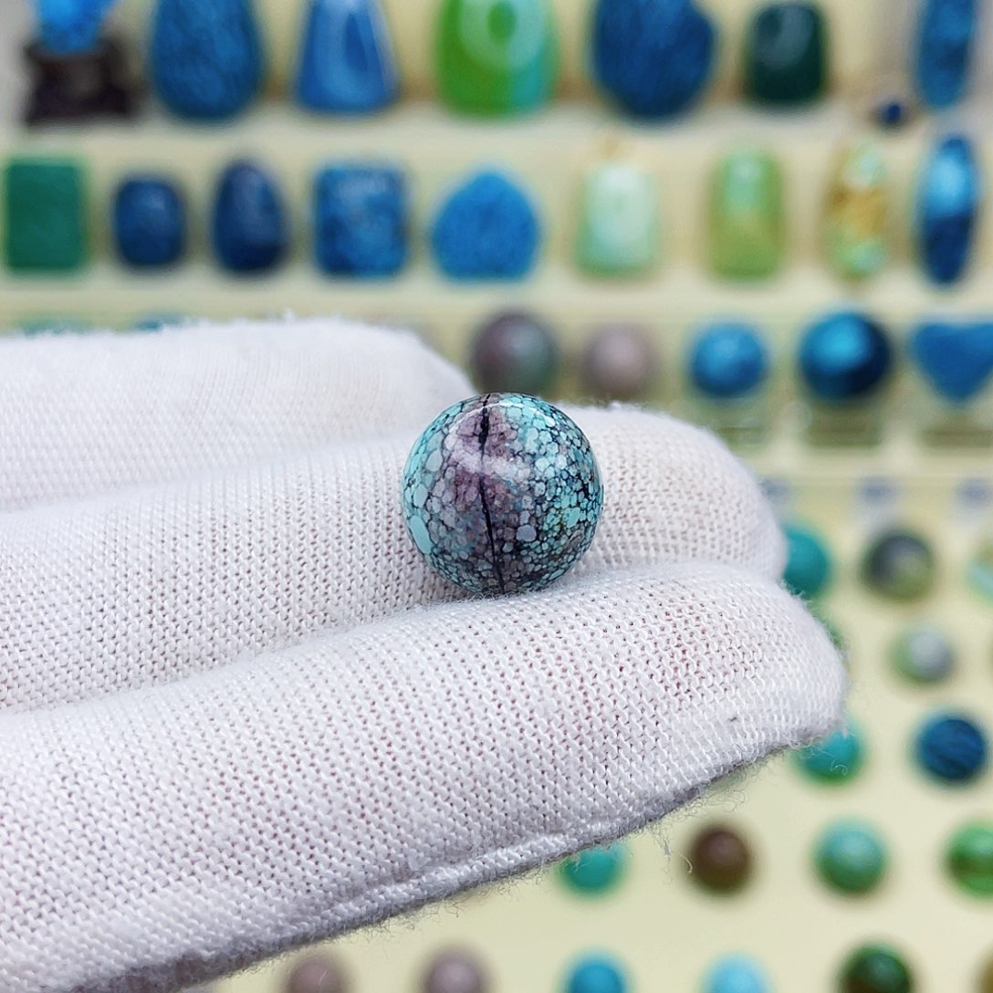 绿松石绿松石未镶嵌