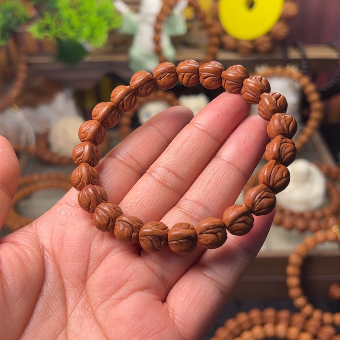 桃核吊坠玉龙脊手串11