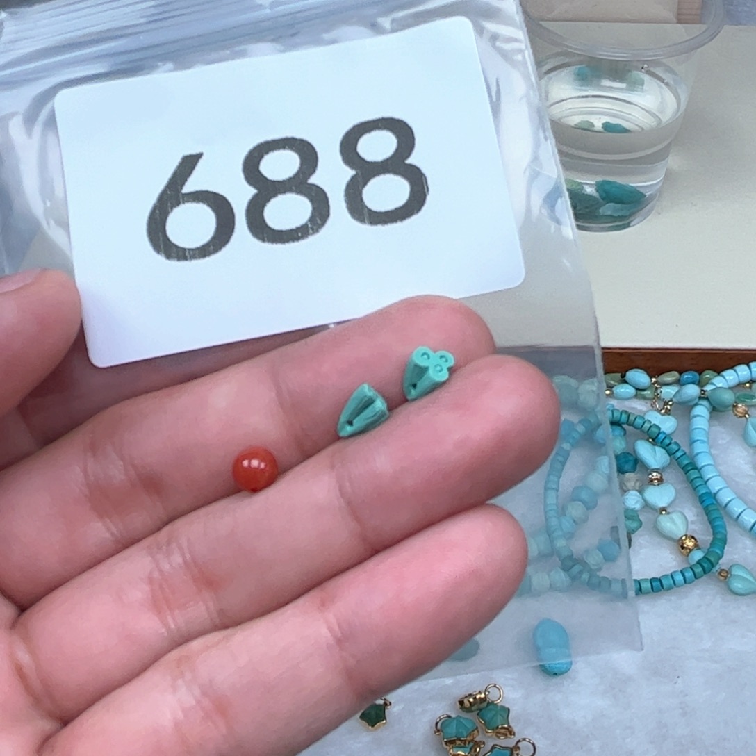 南红玛瑙未镶嵌珠宝奇石