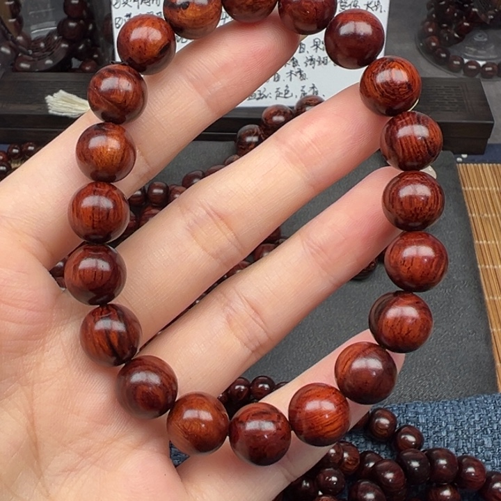 藤类海南红降10圆珠（瑕)