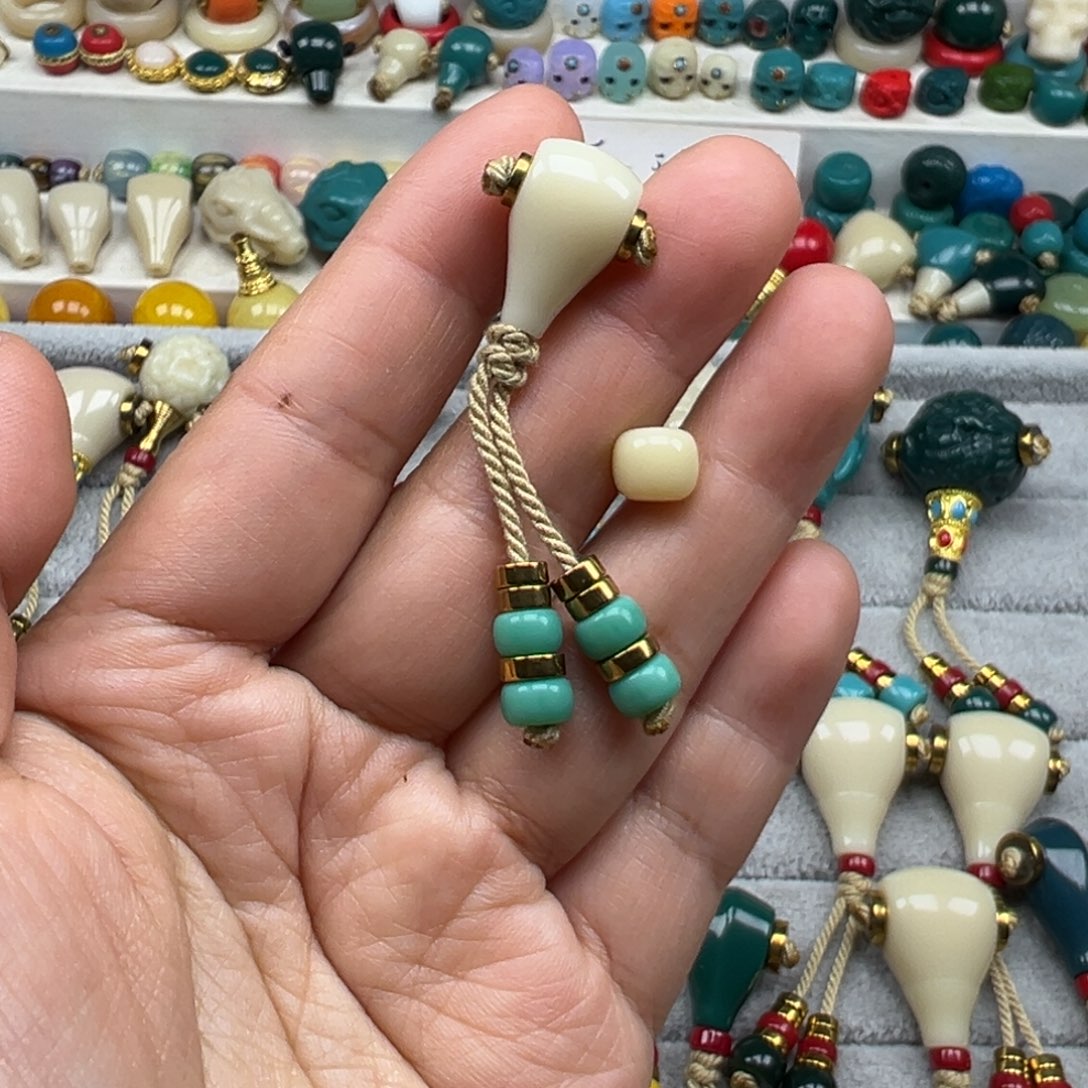 别***，琉璃手工艺品卡10三通带珠子背云