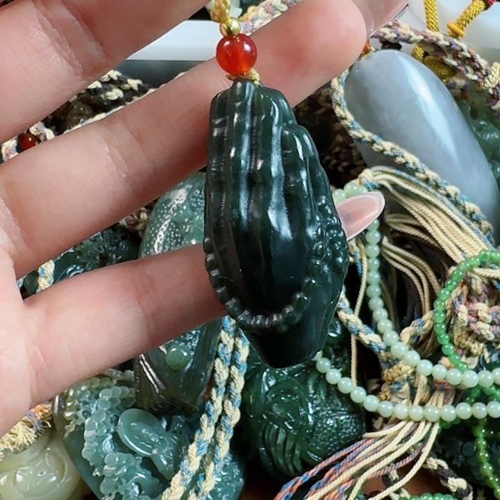 和田玉挂件未镶嵌