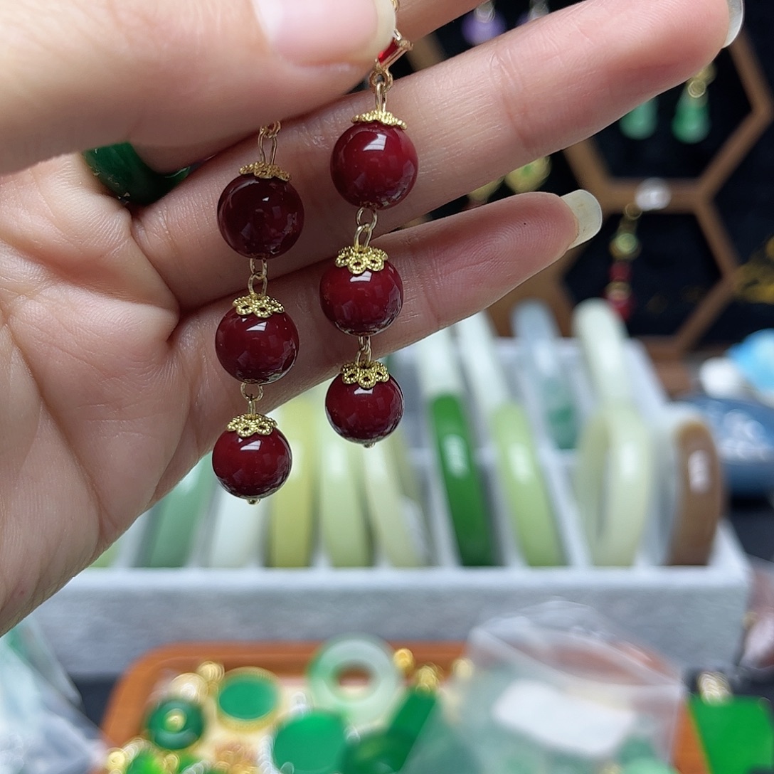 翡翠未镶嵌耳饰三连
