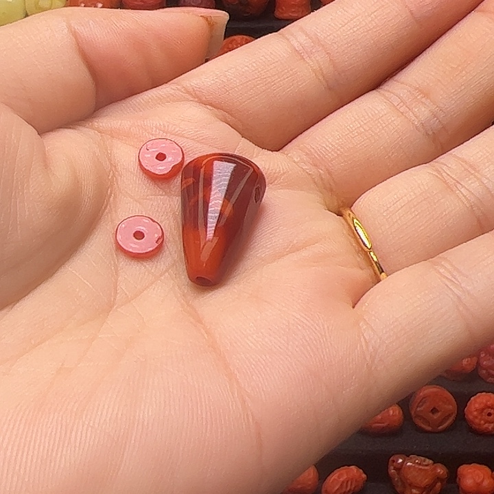 疯***^南红玛瑙未镶嵌卡11