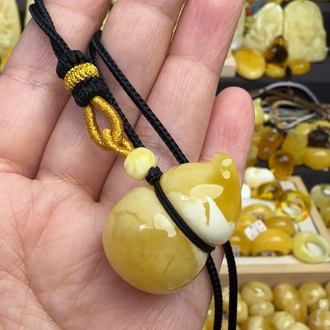未镶嵌套链蜜蜡天然俄料金瓷白蜜蜡葫芦吊坠
