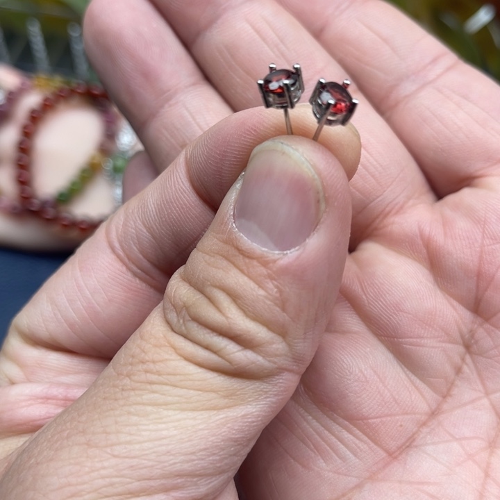 石榴石耳饰银S925镶嵌