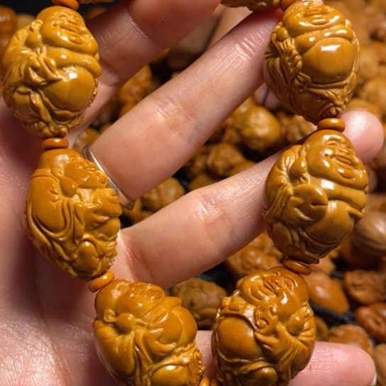 橄榄核吊坠八大弥勒