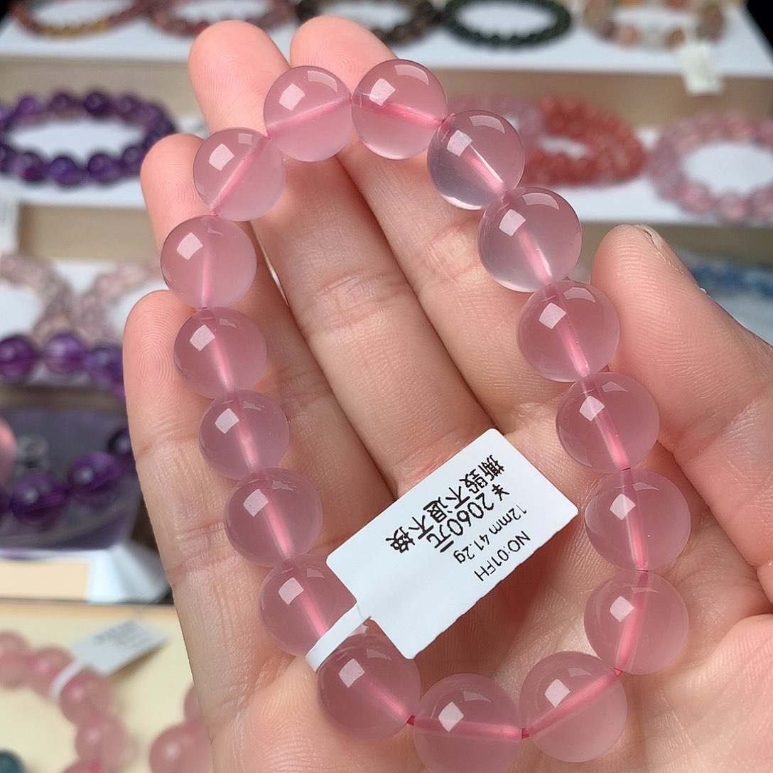 水晶手串未镶嵌粉水晶