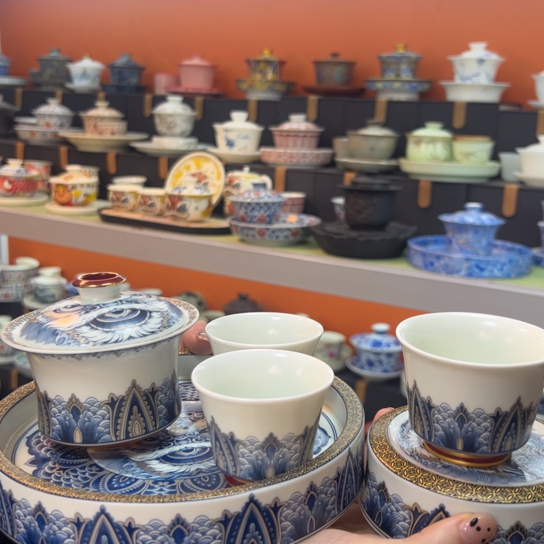 陶瓷健健康康平平安安