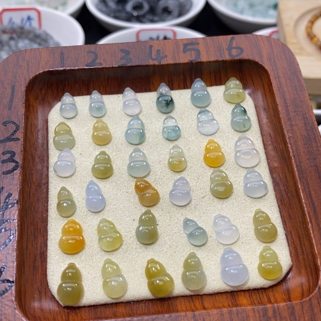 翡翠颈饰未镶嵌葫芦60一个可挑