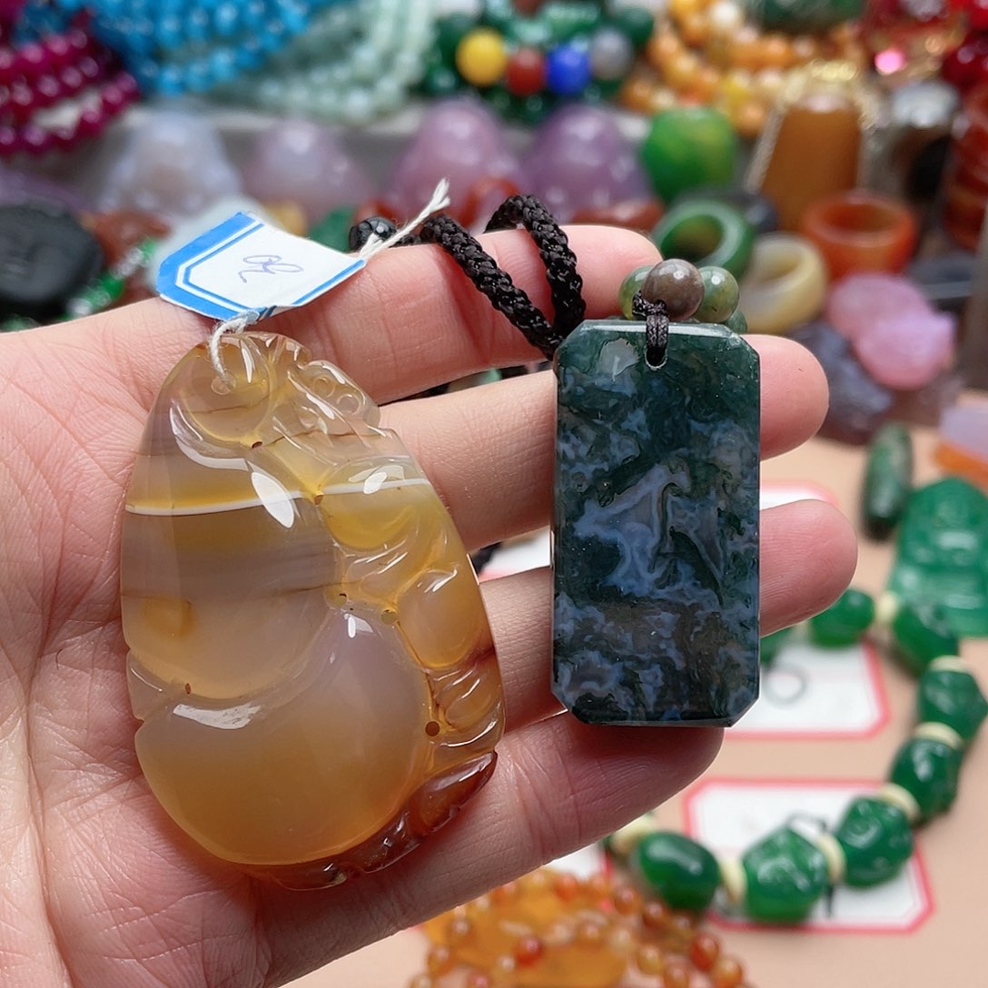 玛瑙/玉髓颈饰合金蔡*多