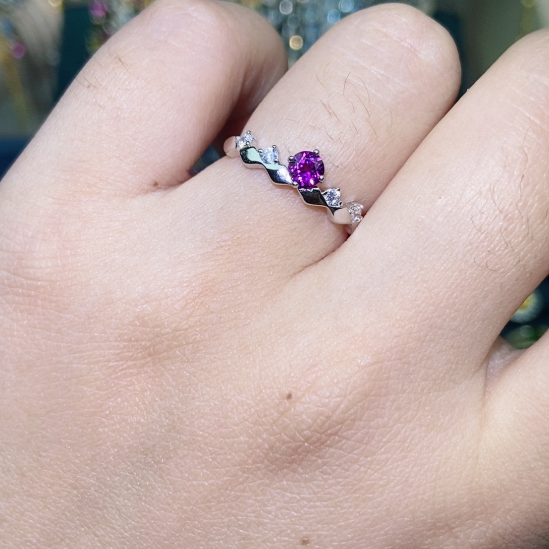 戒指石榴石（紫牙乌）银S925镶嵌