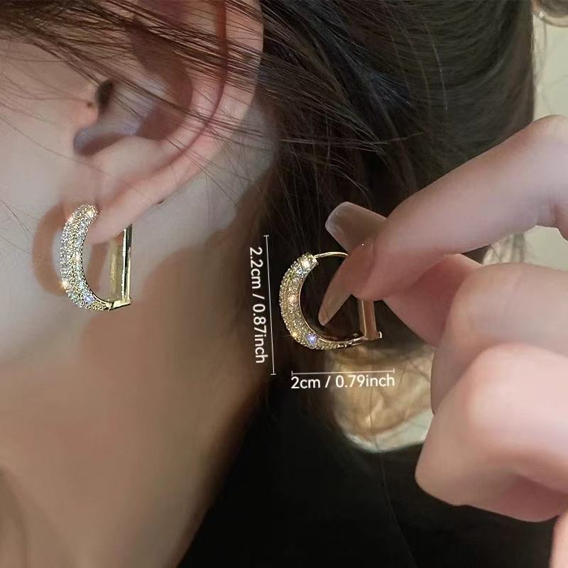 铜合金耳饰 D家字母耳扣气质轻奢时尚百搭小众简约个性设计感