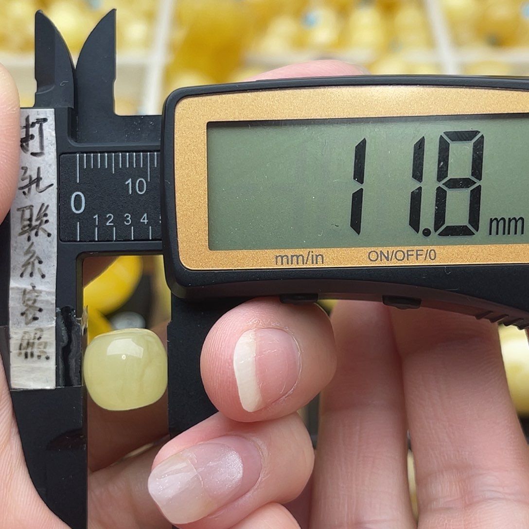 裸石琥珀未镶嵌可****乐蜜蜡老型鸽