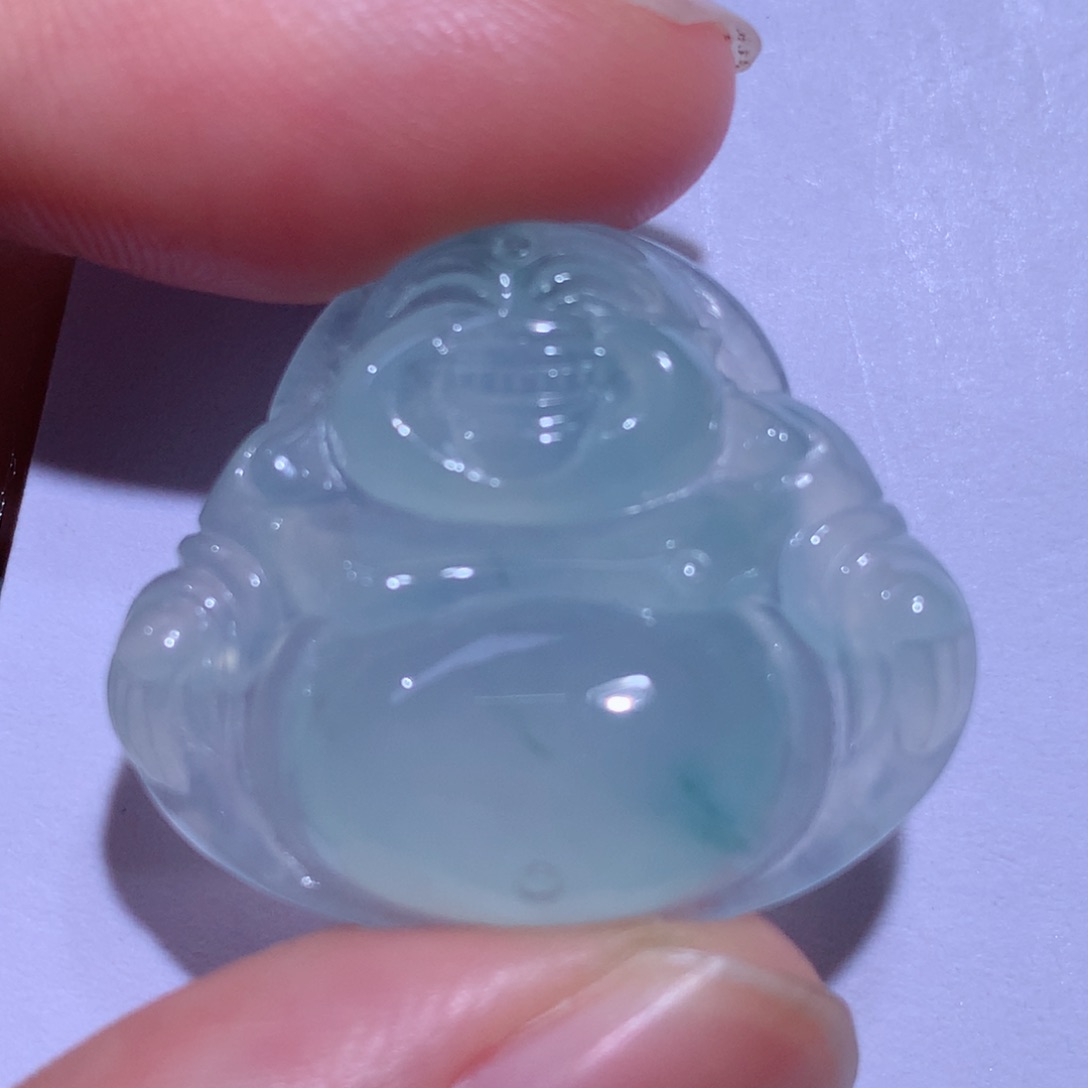 翡翠颈饰未镶嵌佛公