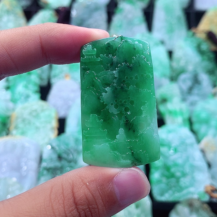 翡翠未镶嵌吊坠(不含链)