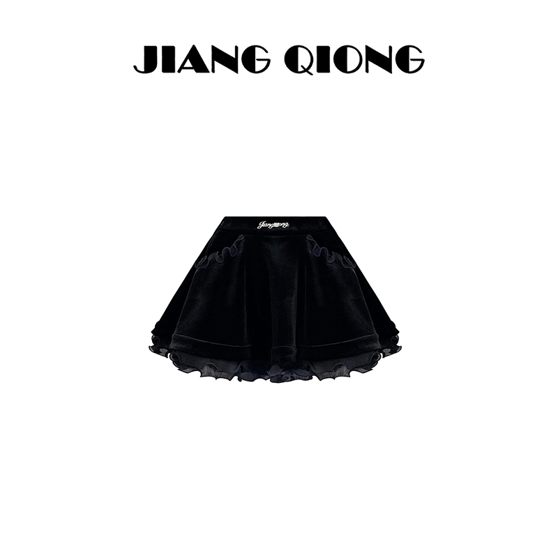 压褶花边钻LOGO标饰短半裙 15413245A