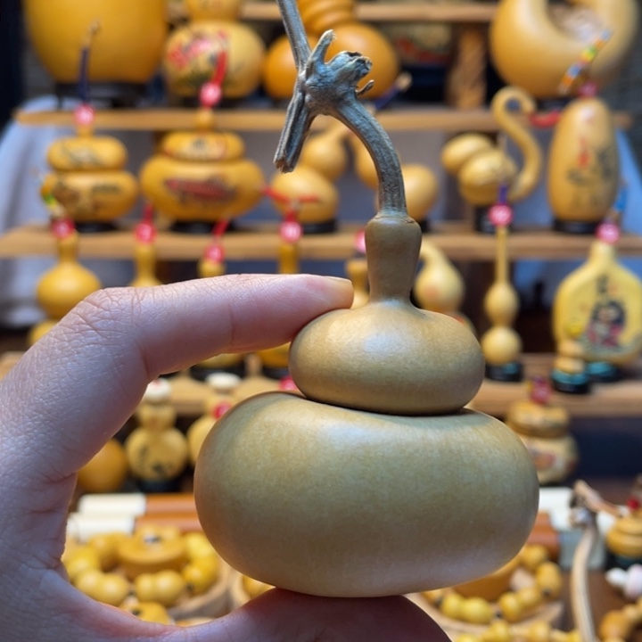 一****秋天然葫芦自然生长一笔