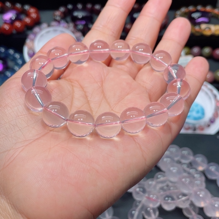 水晶手链未镶嵌?****?粉晶手链，晶体通透