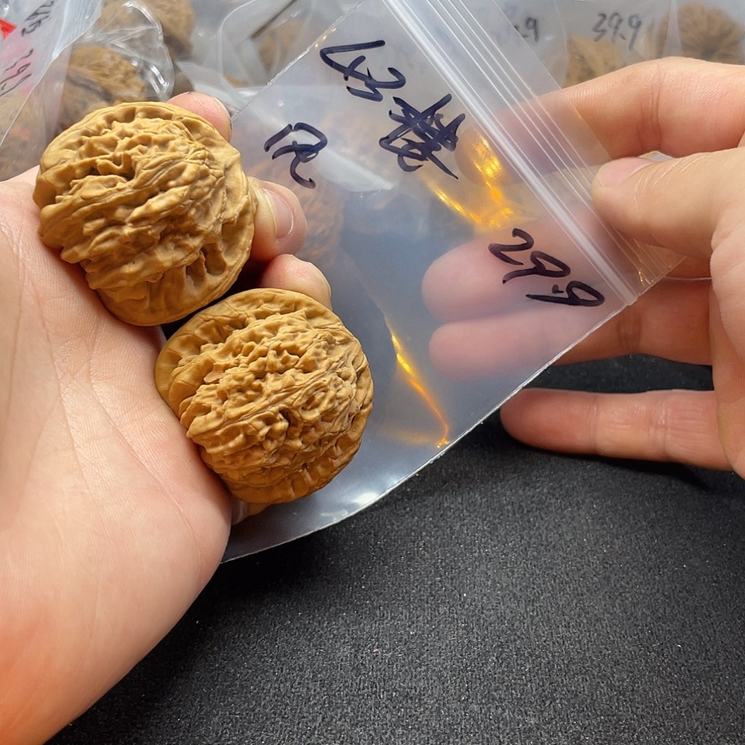 ༺***༻文玩核桃把件四座楼