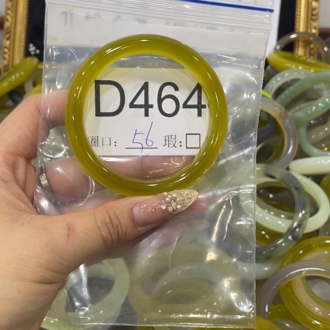 椰***子蛇纹石玉未镶嵌手镯