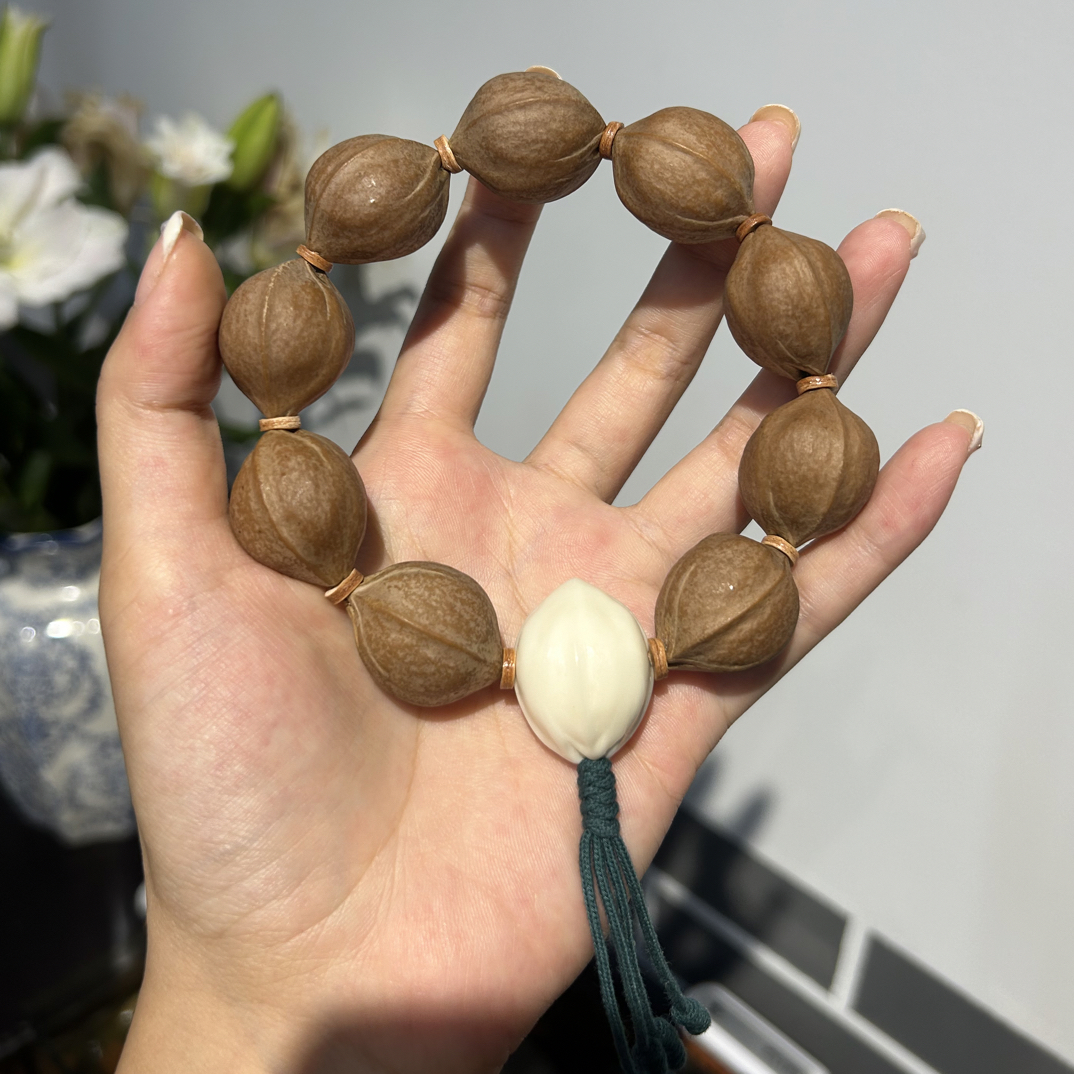 2026三花原生正宗老树老籽铁核文玩手串