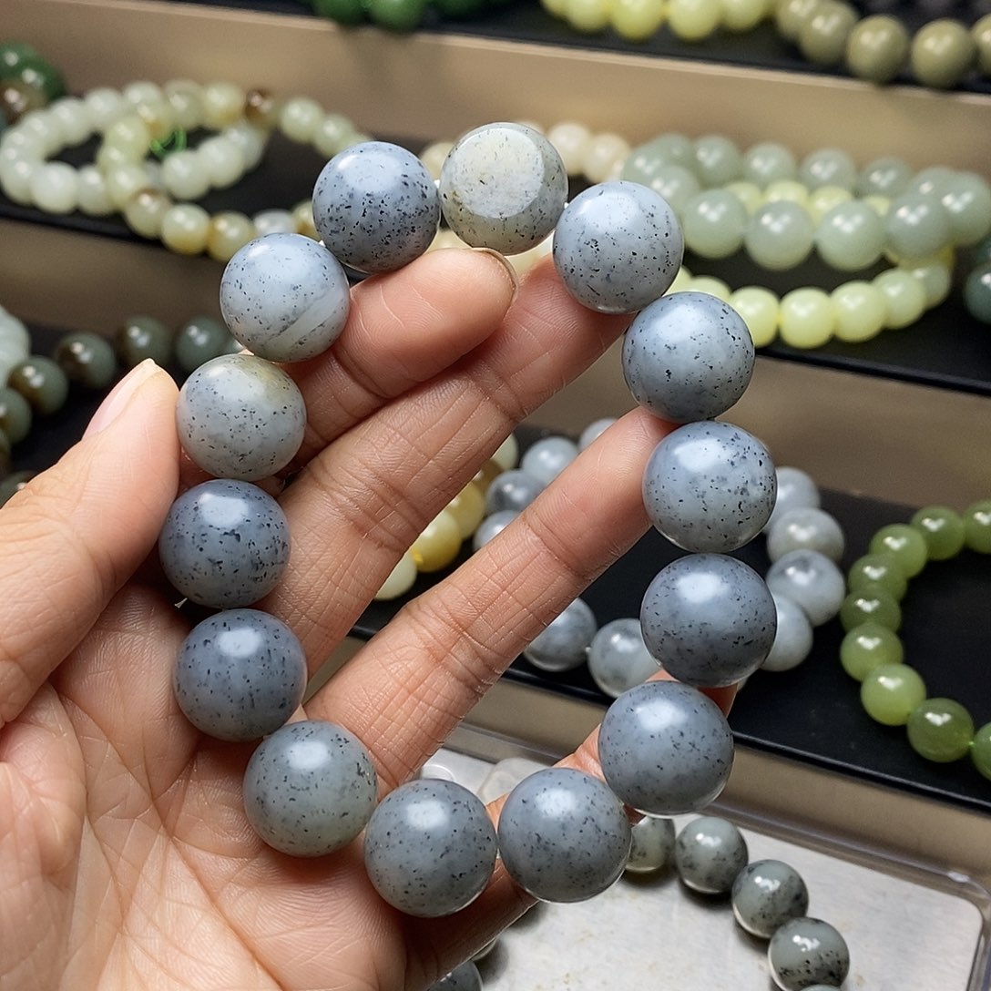 和田玉未镶嵌手链卡16