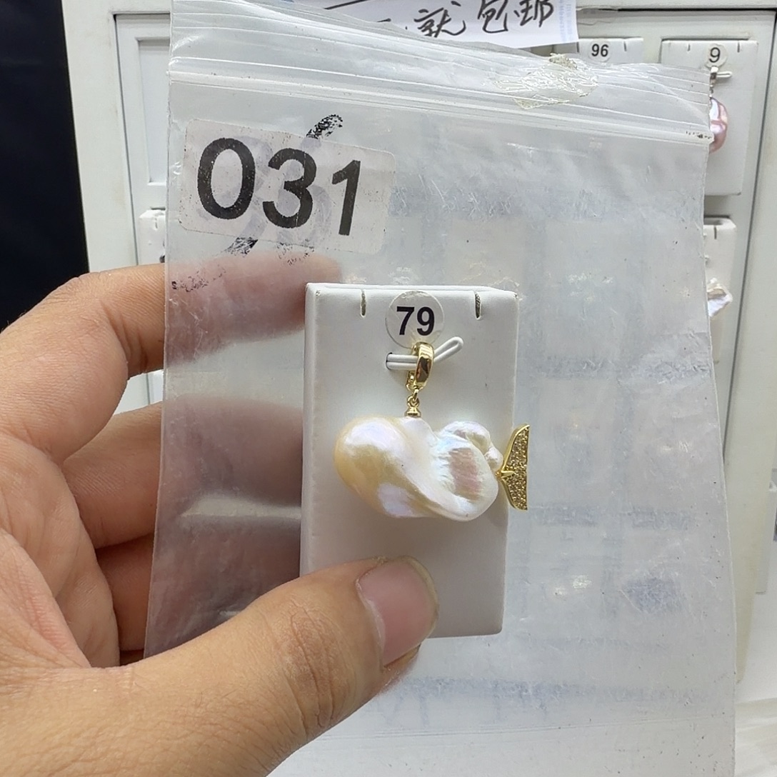合金淡水珍珠颈饰
