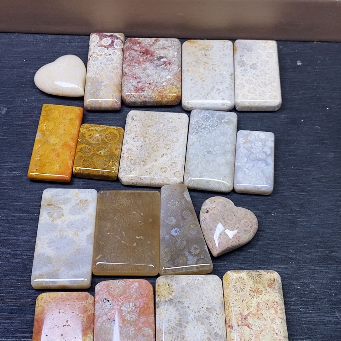 硅化玉颈饰合金菁*?