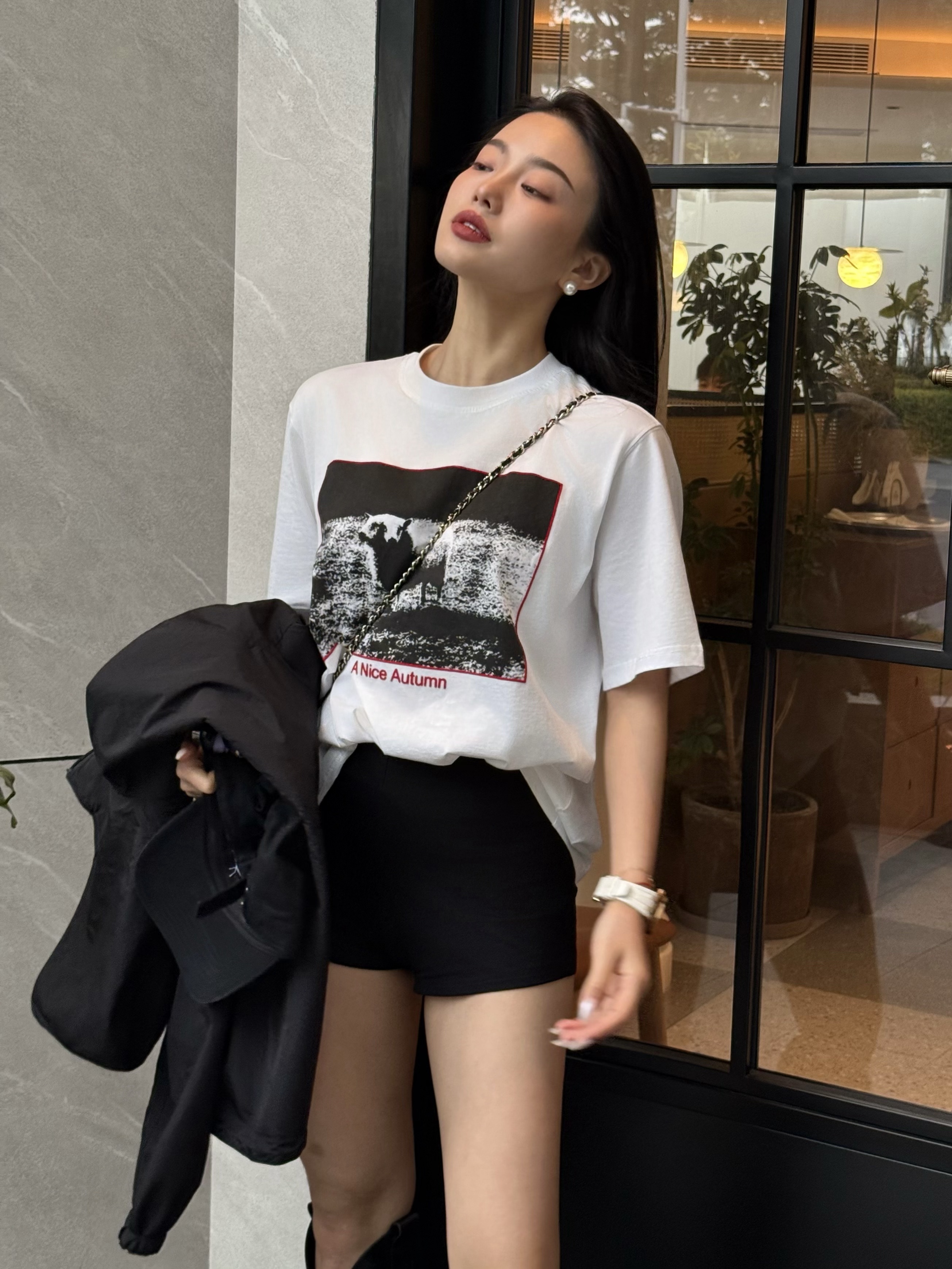 2025春夏新款时尚潮流休闲百搭重工印花小羊T恤 25A0131