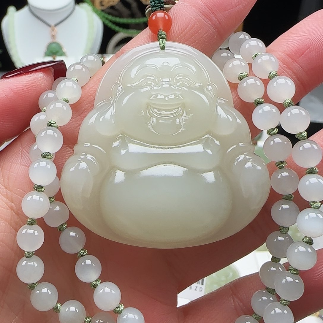 和田玉颈饰未镶嵌