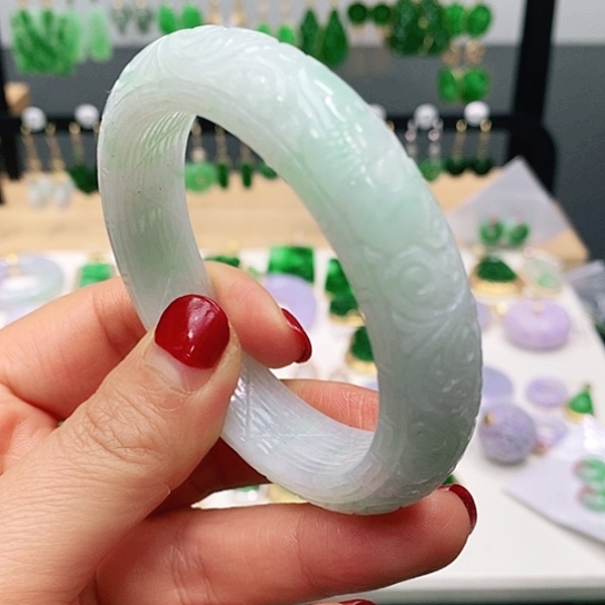 翡翠耳饰未镶嵌王*挂件