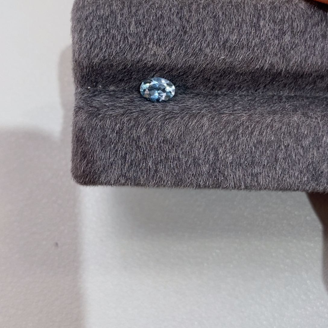 海蓝宝石裸石未镶嵌4×6