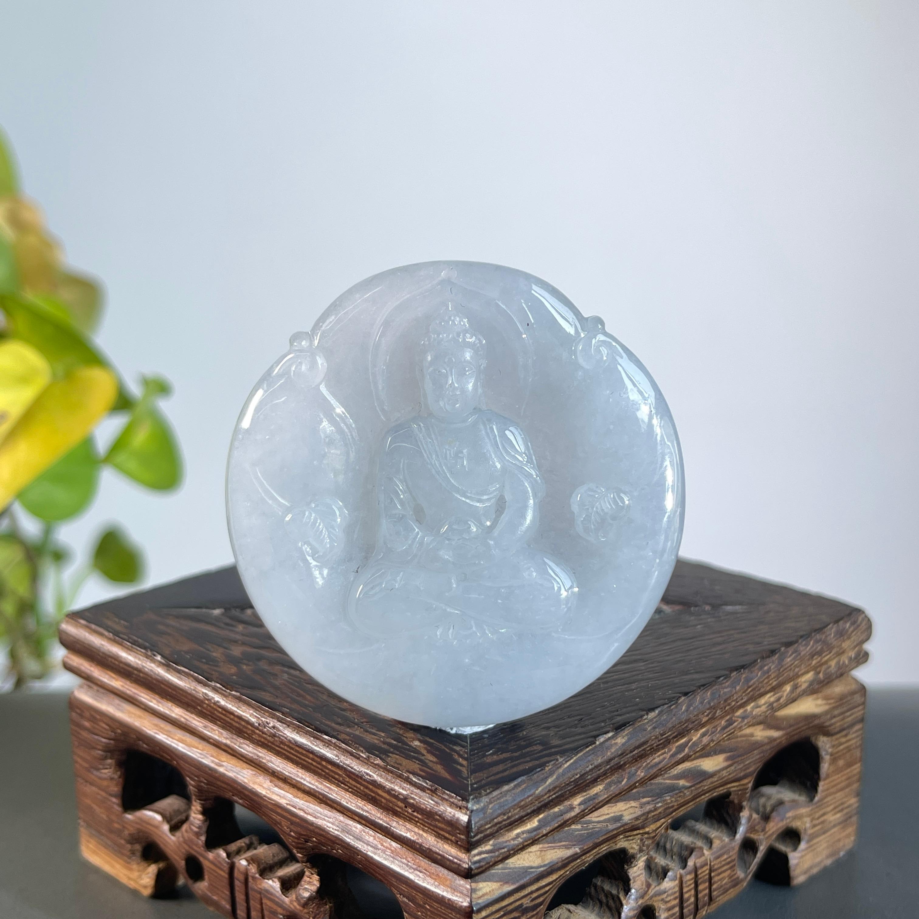 JXA04-106  天然缅甸翡翠A货  大日如来