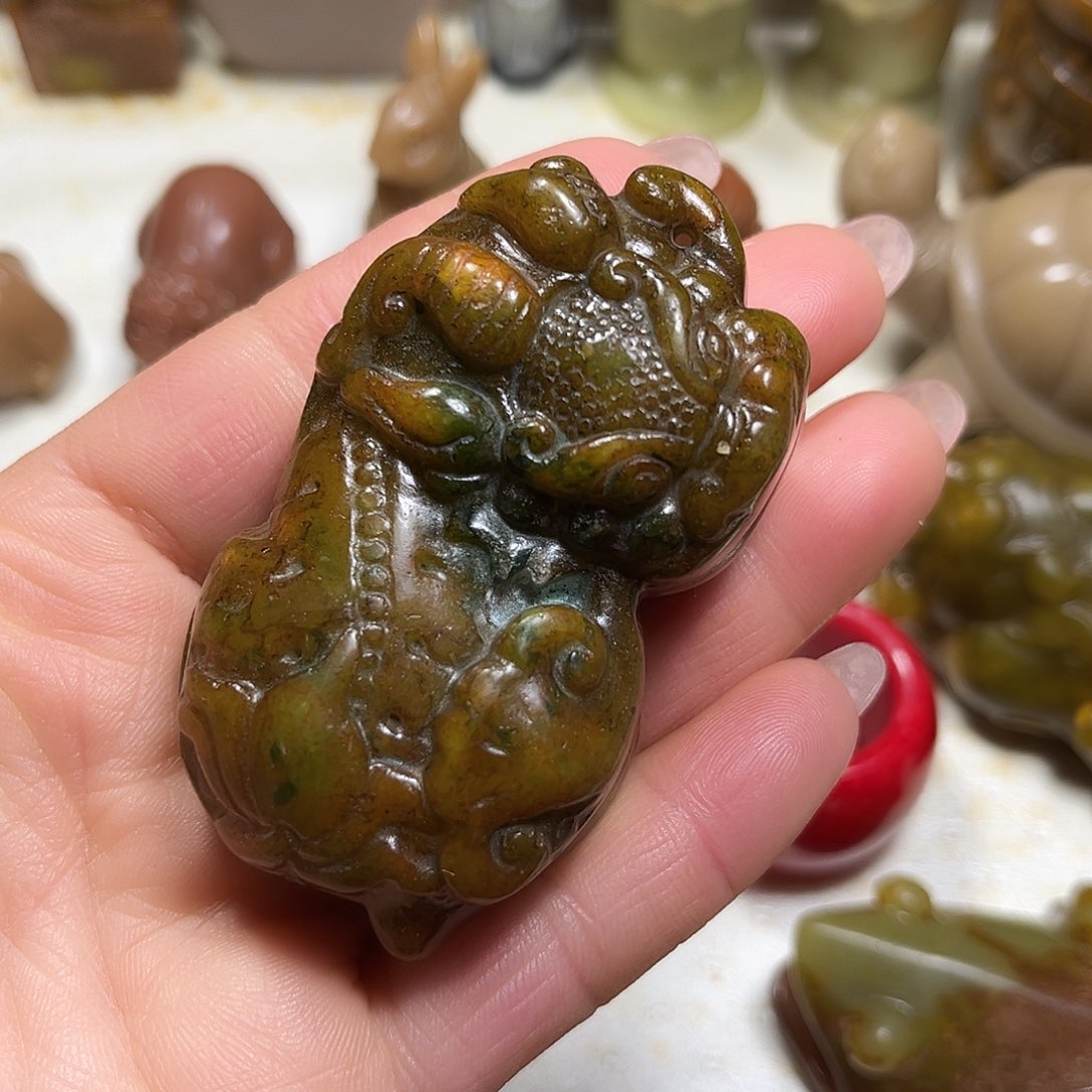 白玉菩提吊坠白玉菩提吊坠