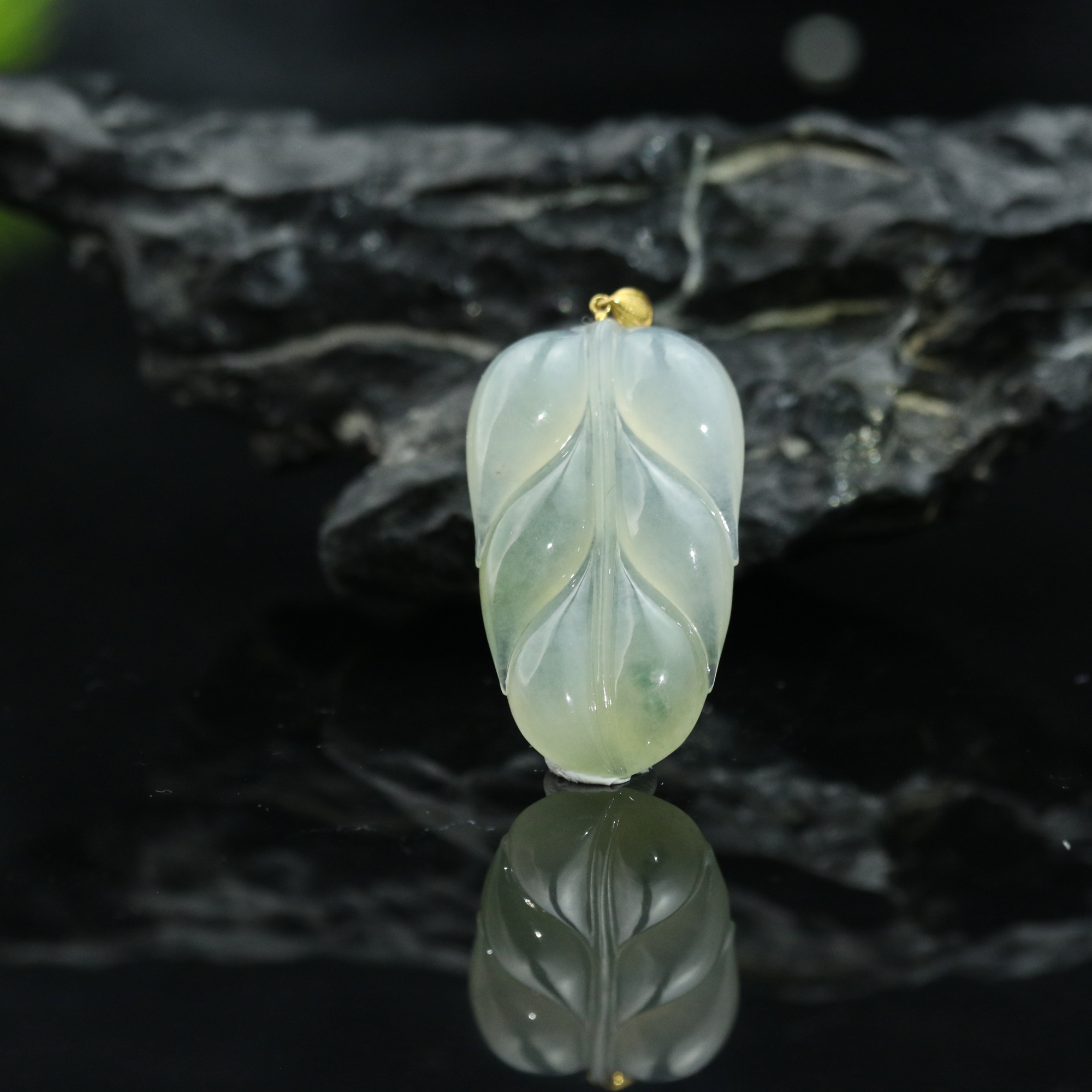 3天然缅甸翡翠A货18k叶子/900827/上海嘉禾拍卖