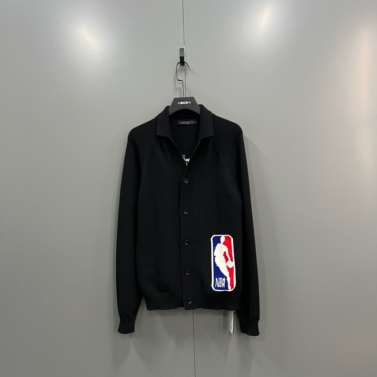 95新 LouisVuitton/路易威登 （jp）226 NBA联名 徽标针织开衫 M码