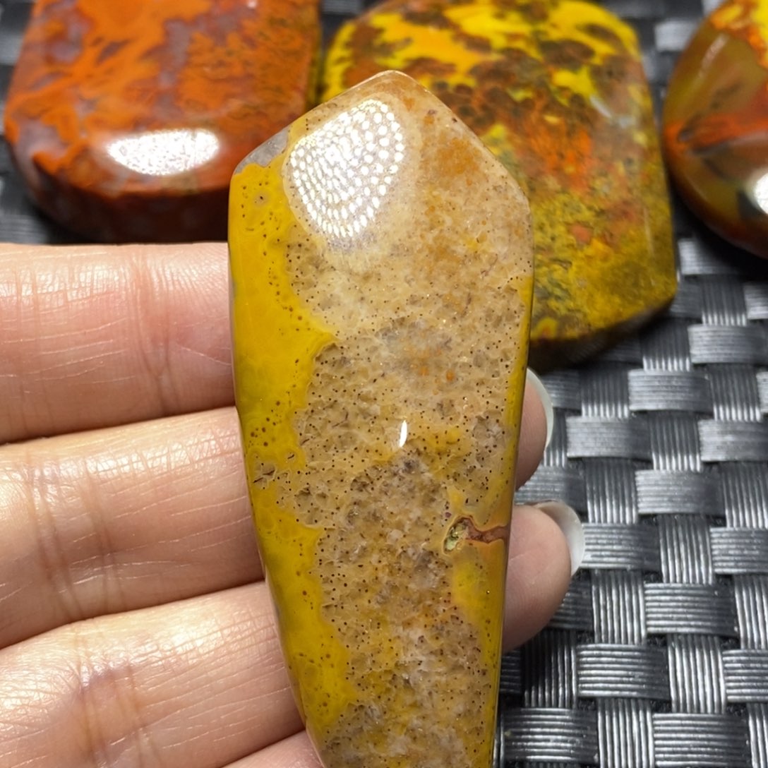 玛瑙/玉髓挂件未镶嵌